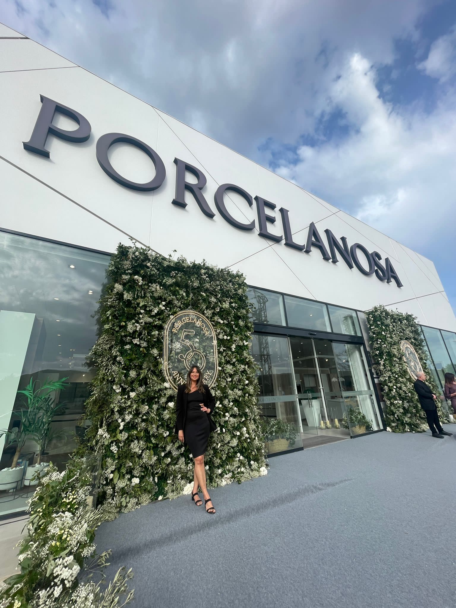 Porcelanosa Ibiza VIP Hostess